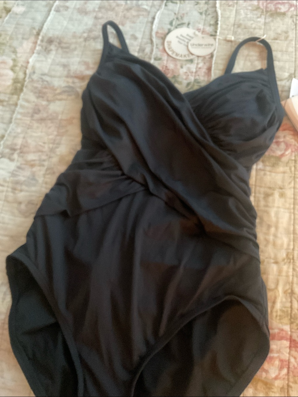 NWT Contours Shapewear Swimsuit Mesh Sides Sz 8 32=C/D Black One-Piece - Picture 4 of 9